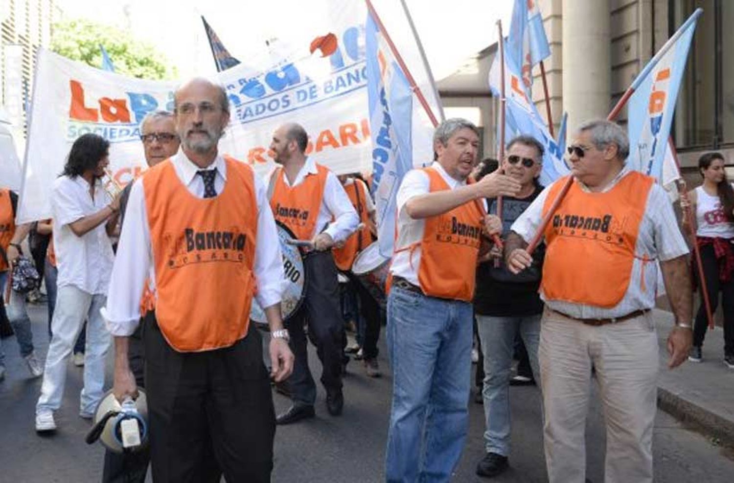 Empleados Bancarios cerraron paritarias con aumento del 94,1% anual