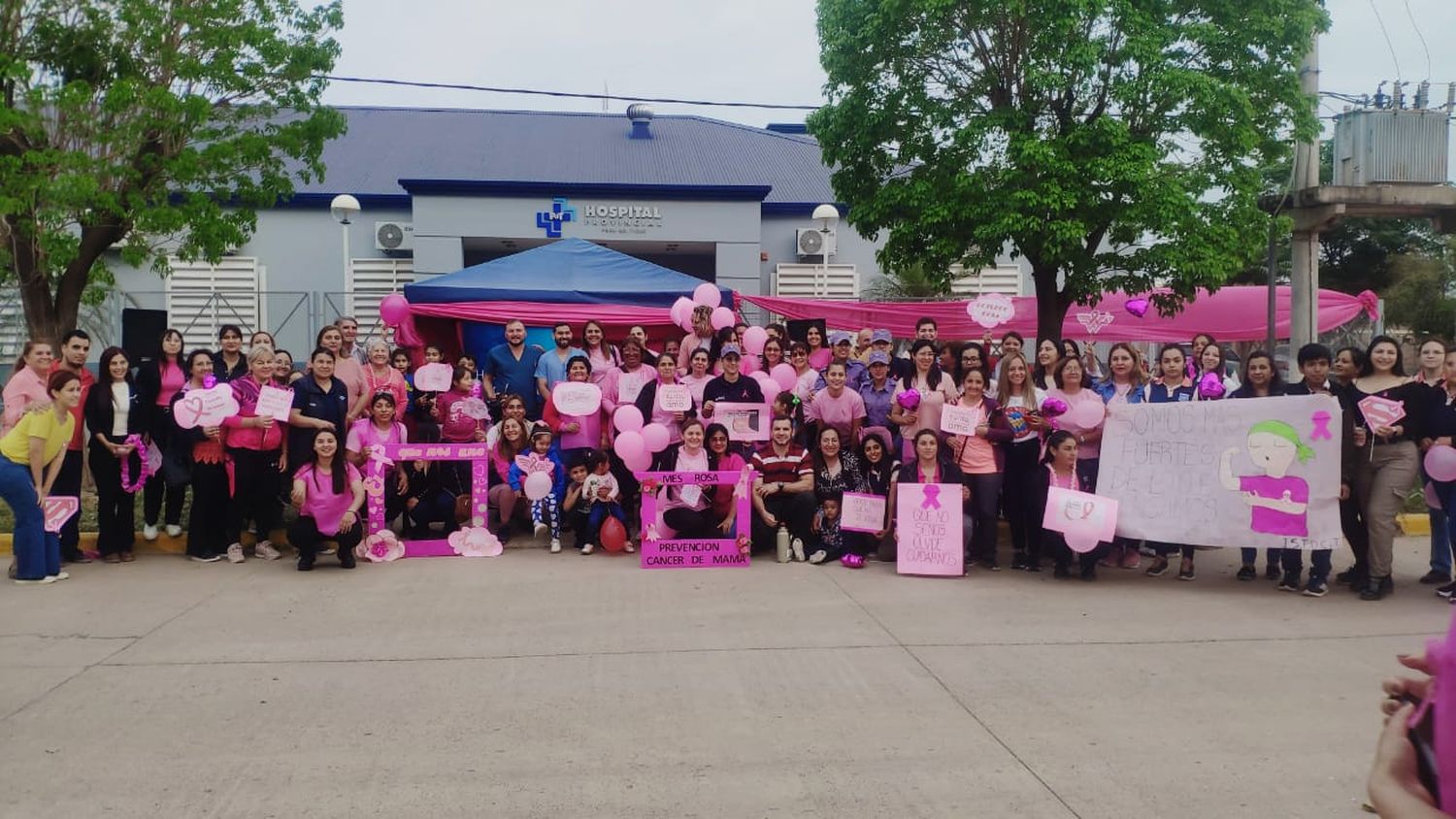 Con una emotiva caminata, el hospital de Pozo del Tigre homenajeó al Mes Rosa