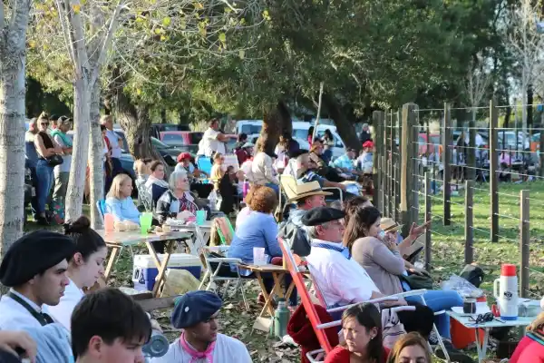 Buen marco de público en la fiesta criolla a beneficio de la Cooperadora del Hospital Municipal
