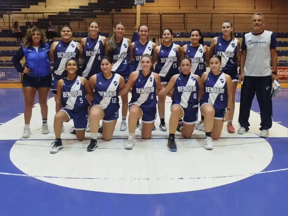Las Lobas de la BH lograron su primer triunfo al vencer a Racing LTC 48 a 45 . Foto:BH