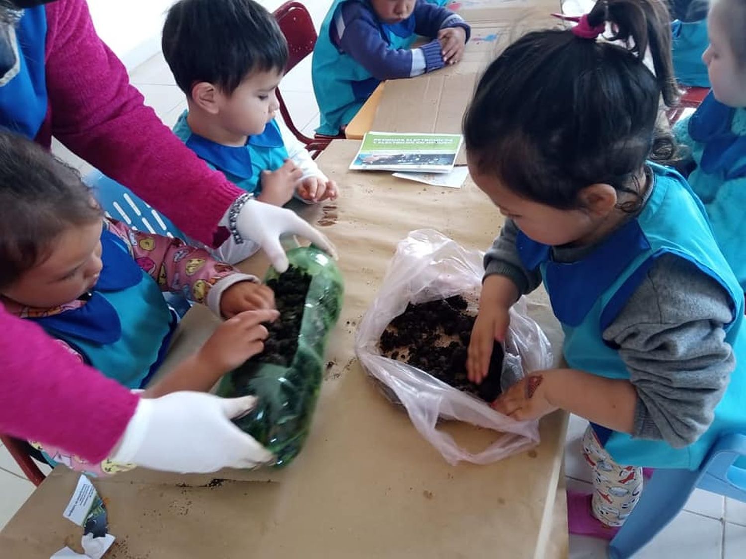 Jardineritos aprenden a reciclar y a cuidar el medio ambiente