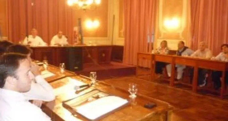 Dragado del puerto: “El Gobierno nacional y provincial debe intervenir de manera urgente”