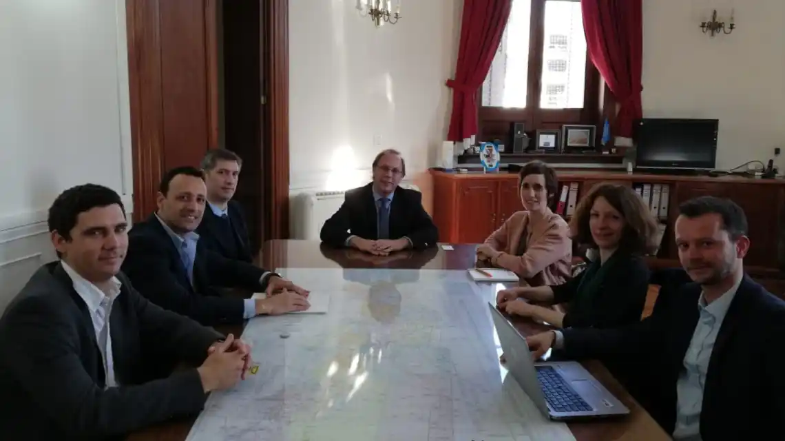 La provincia recibió a la delegación de la Agencia Francesa de Desarrollo