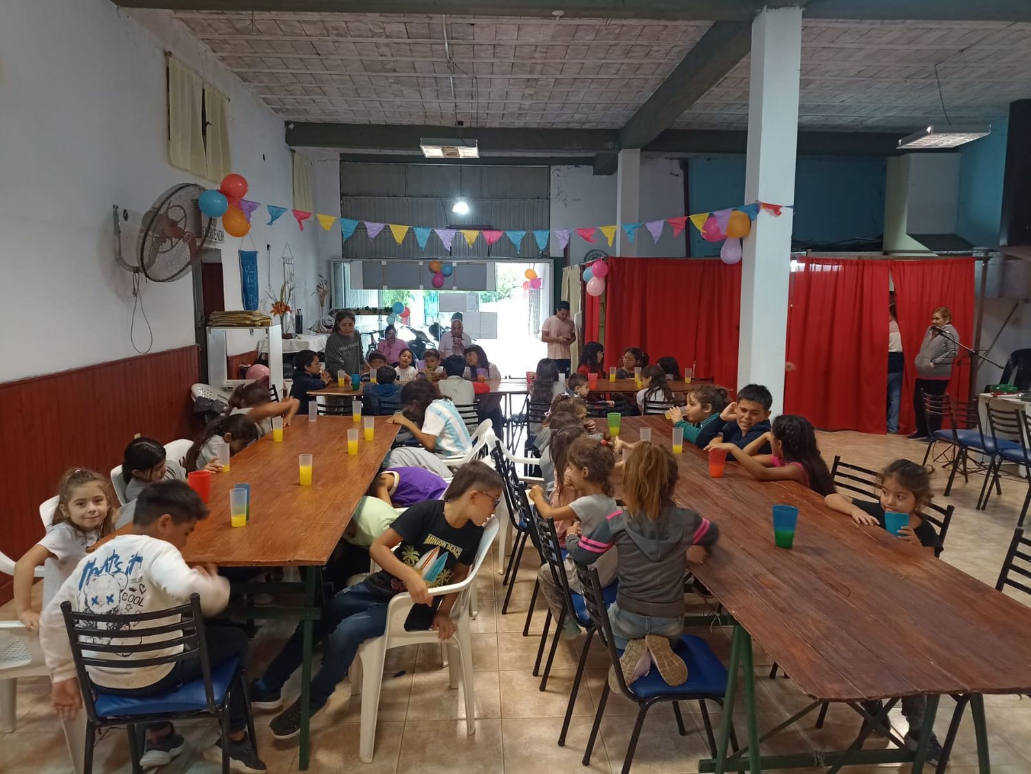 Este sábado el menú será milanesas con papas fritas o arroz.