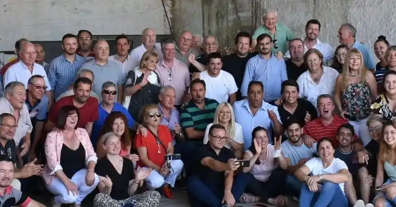 Benedetti busca organizar el radicalismo que jugó con Frigerio