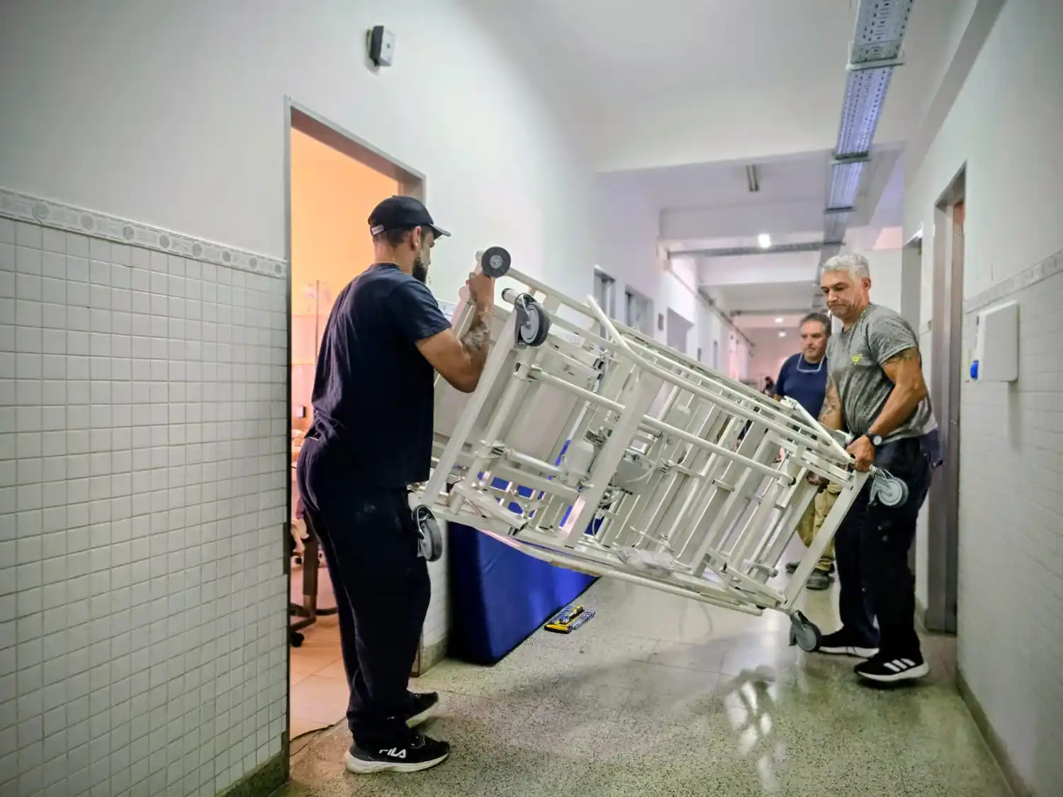 En el marco de un plan de mejoras, se incorporaron nuevas camas para el Hospital Santamarina.