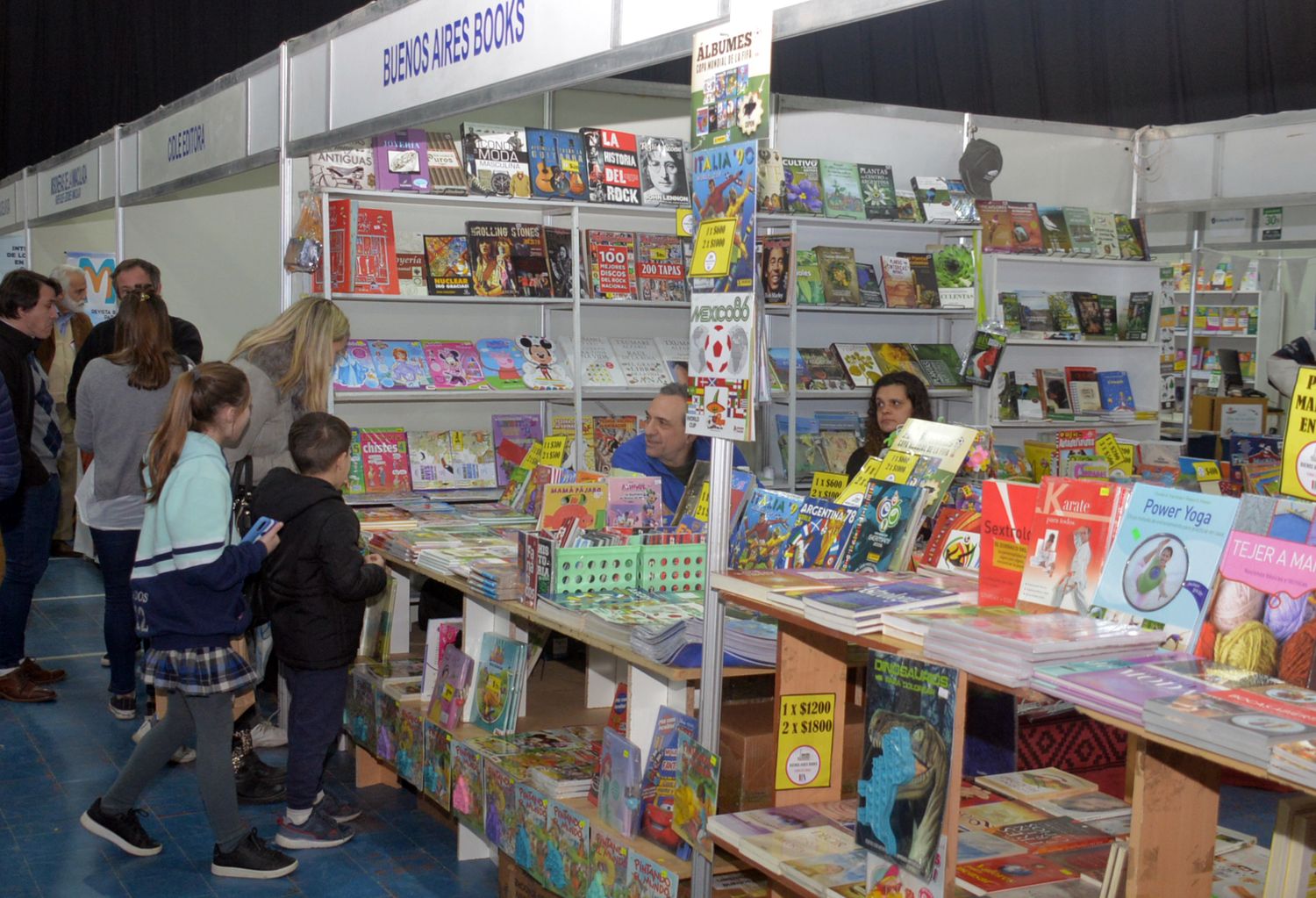 Lo que no te podés perder este viernes en la Feria del Libro