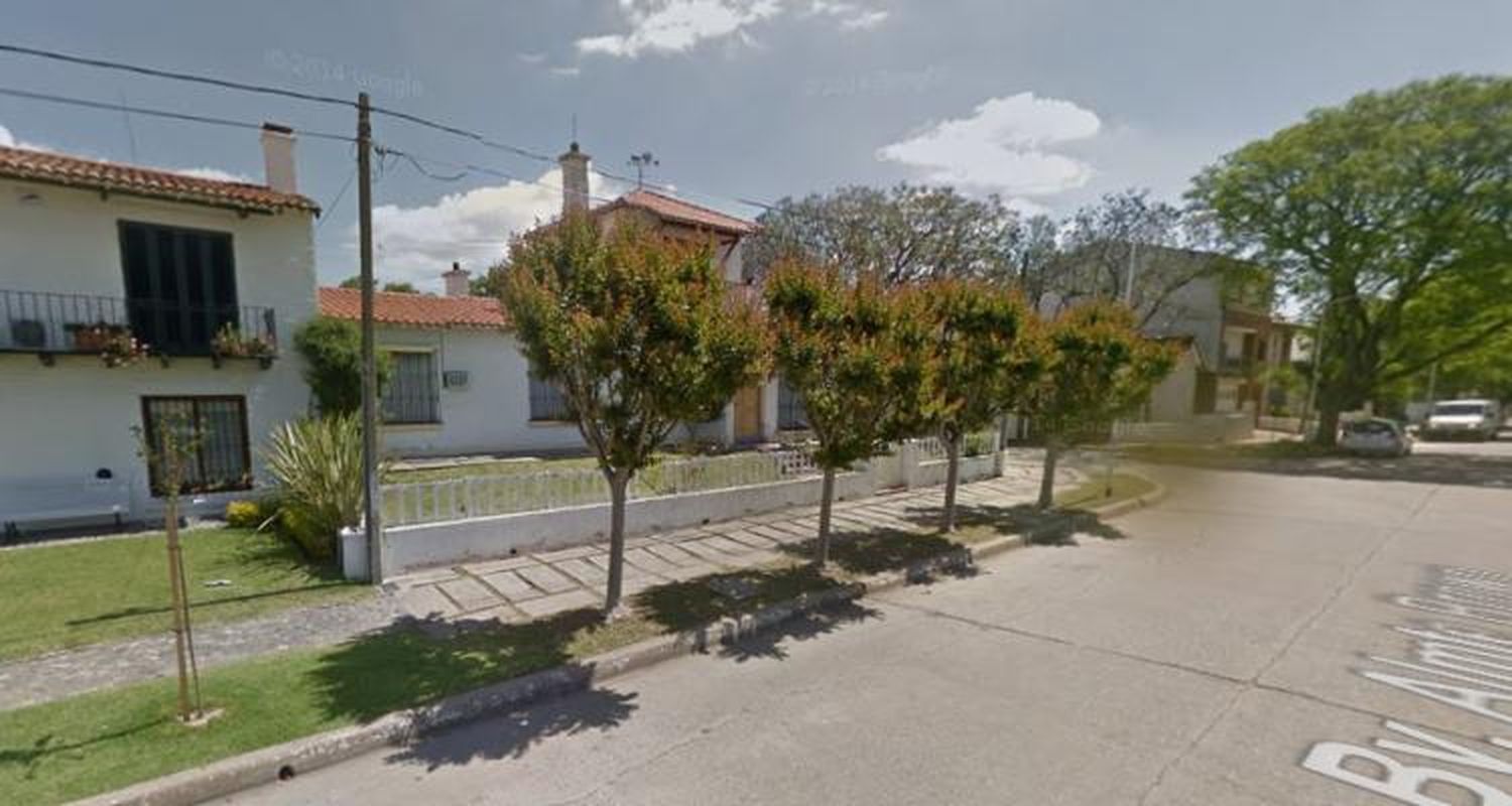 Bomberos intervino en un principio de incendio en una chimenea