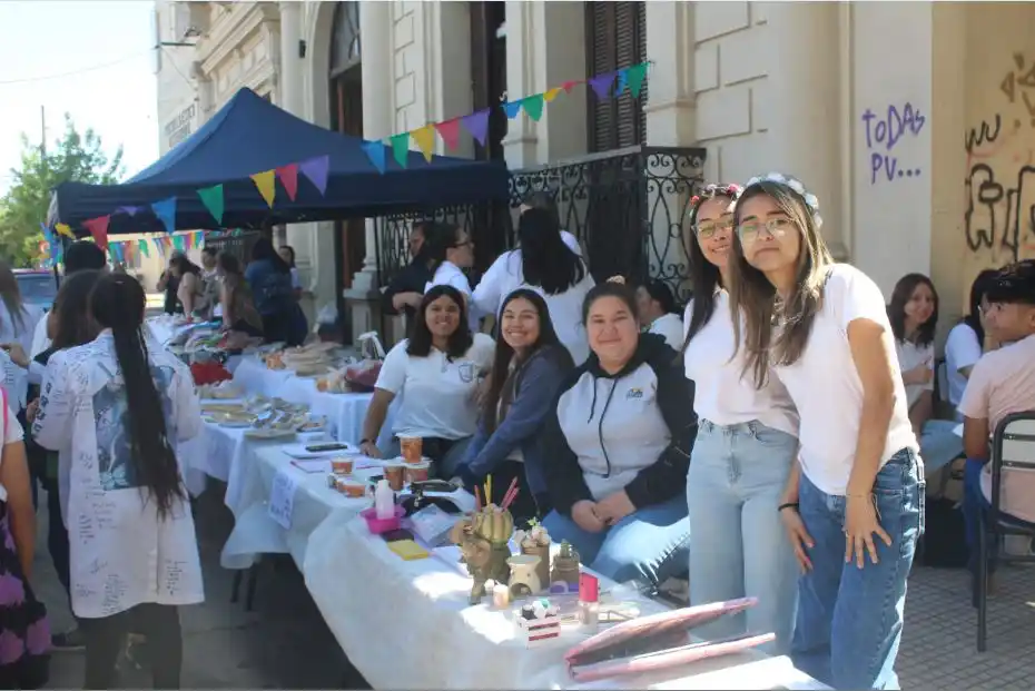 Estudiantes de la Escuela Técnica Nº 2.