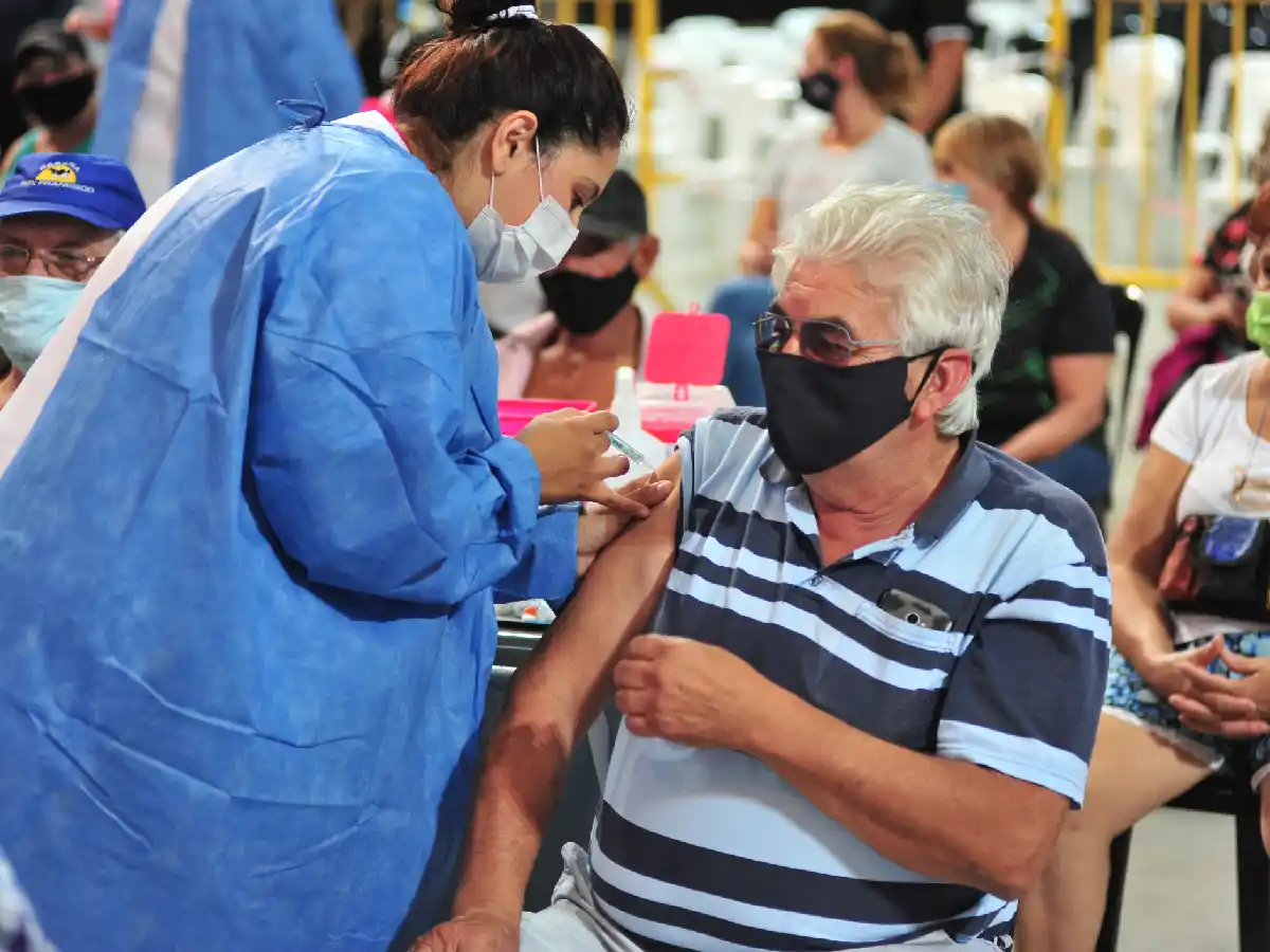 Mañana martes 28 habrá un nuevo operativo de vacunación de refuerzo covid-19