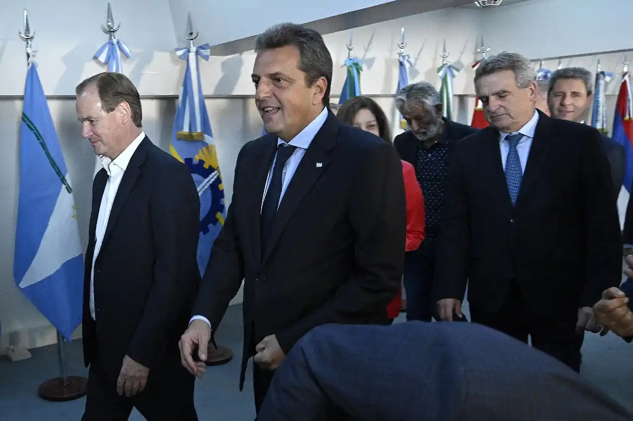 Unidad y federalismo, ejes del encuentro de Massa con gobernadores