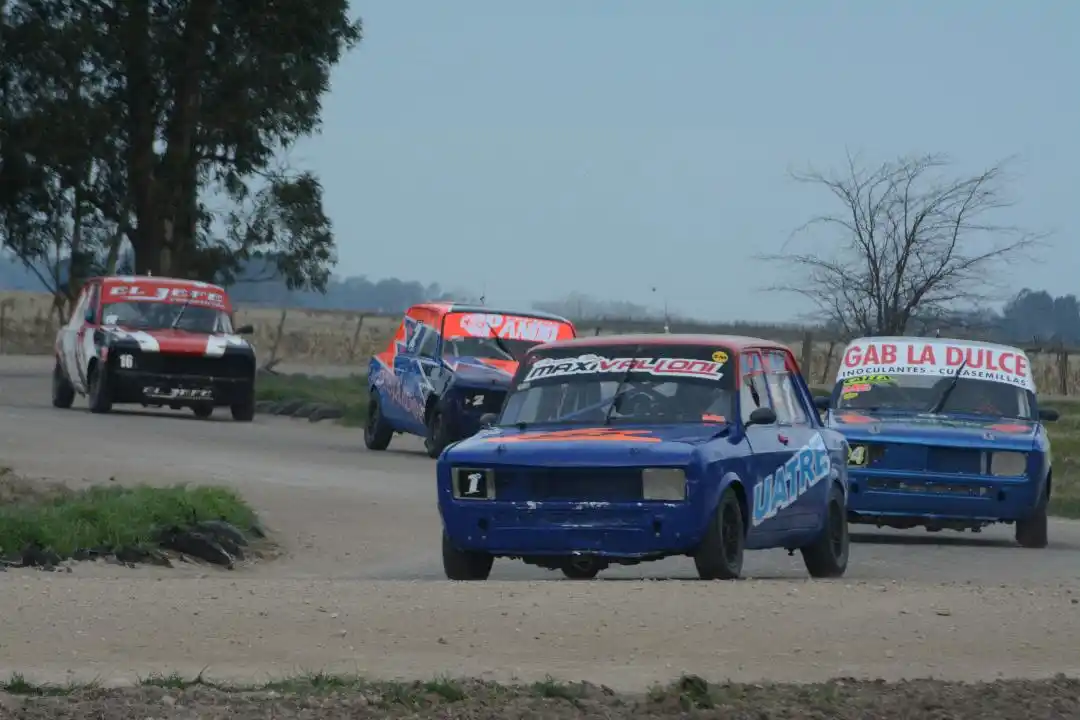 Hubo sorteo y buenas carreras