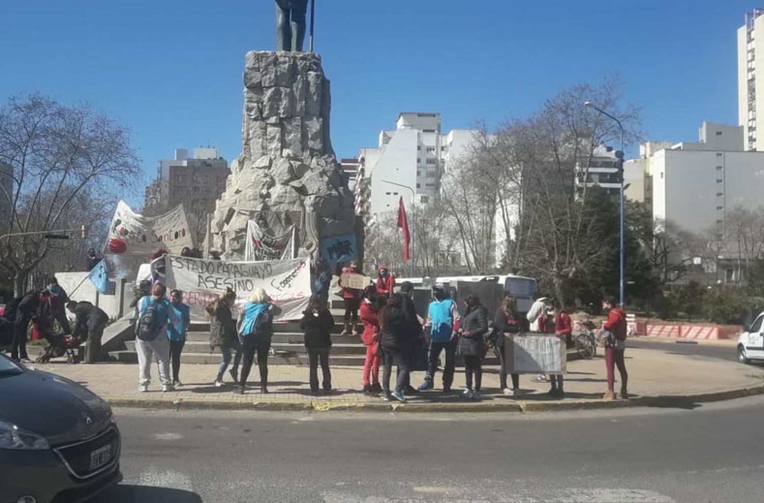 Organizaciones sociales reclaman justicia por el asesinato de dos niñas de 11 años en Paraguay