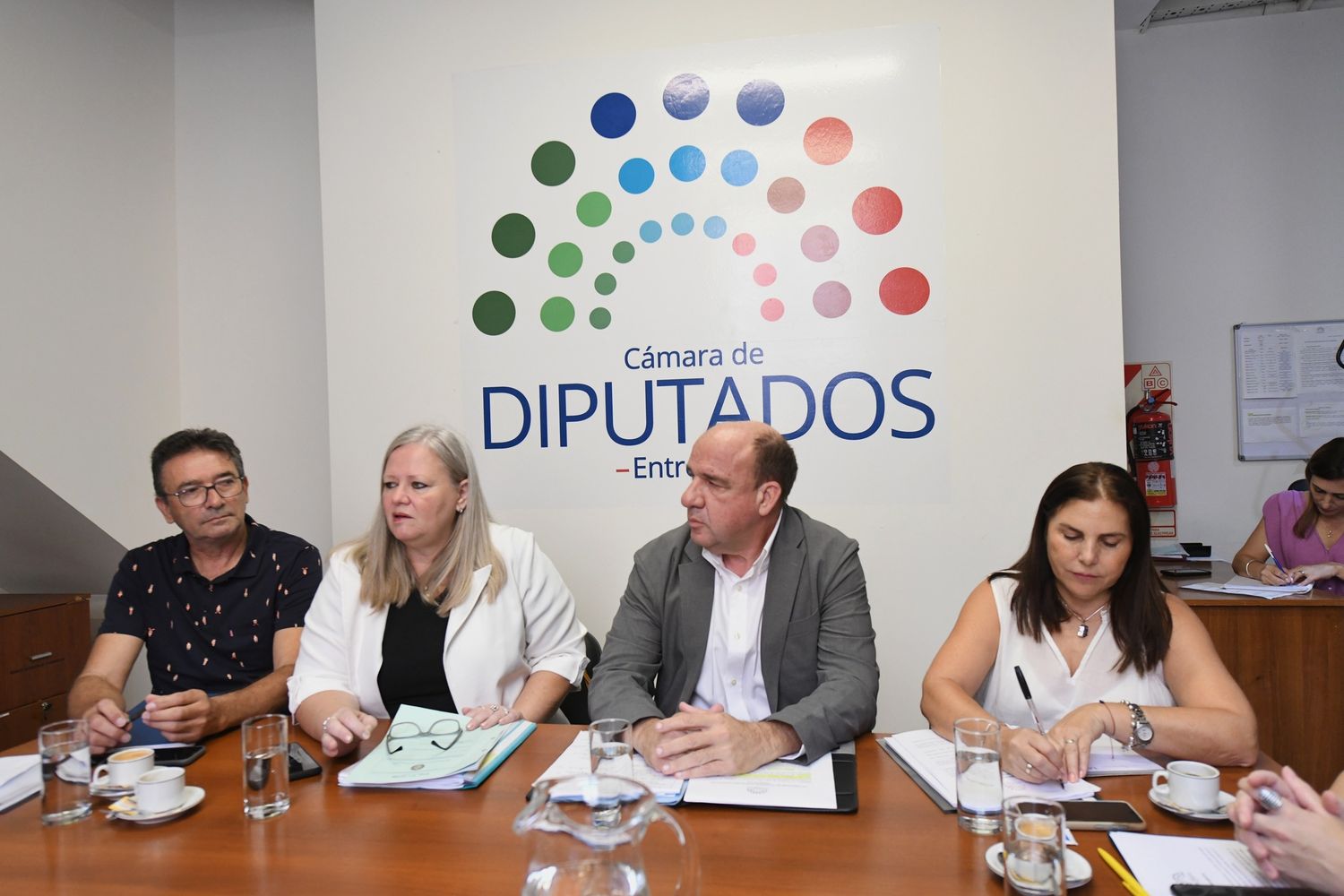 Buscan incorporar la educación emocional a las escuelas