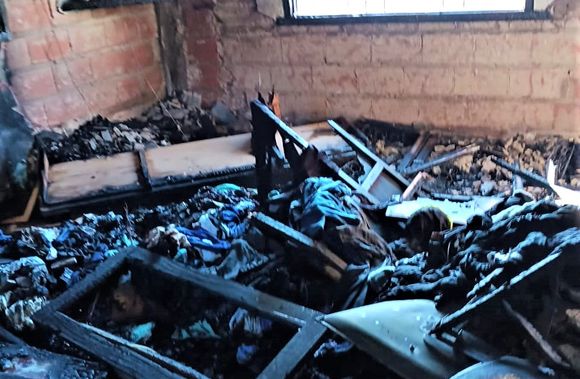 Incendio en Boulevard Moreno y Fray del Pozo: el Municipio colaborará con la reconstrucción de la vivienda