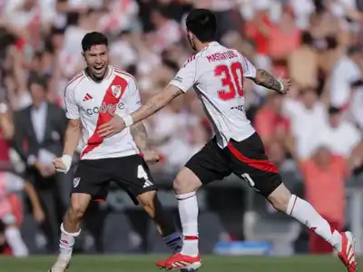 El Clásico de las Piezas: Gallardo arma, Gago desarma