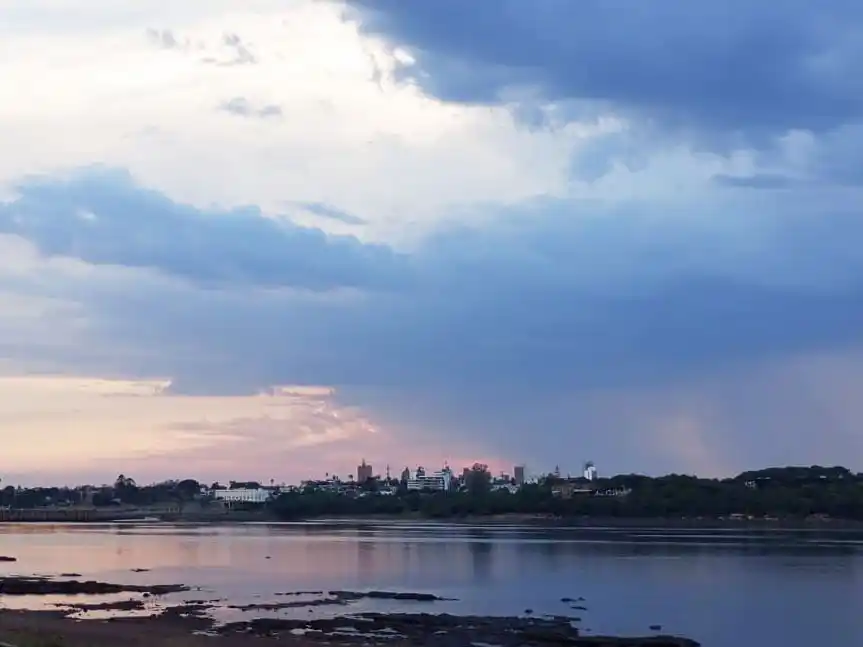 Las provincias donde rigen hoy alertas meteorológicas por tormentas y vientos fuertes