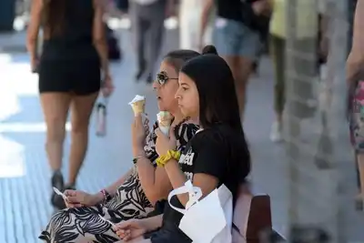 Anuncian calor extremo en ocho provincias argentinas