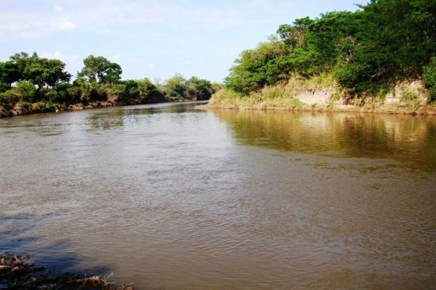 Encontraron el cuerpo de un hombre en el río Carcarañá