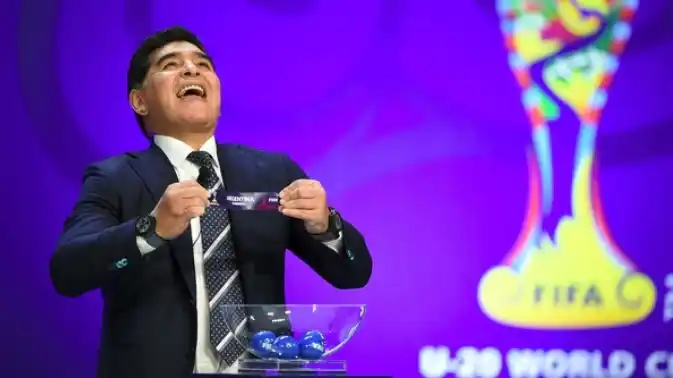 Maradona estará en el sorteo del Mundial