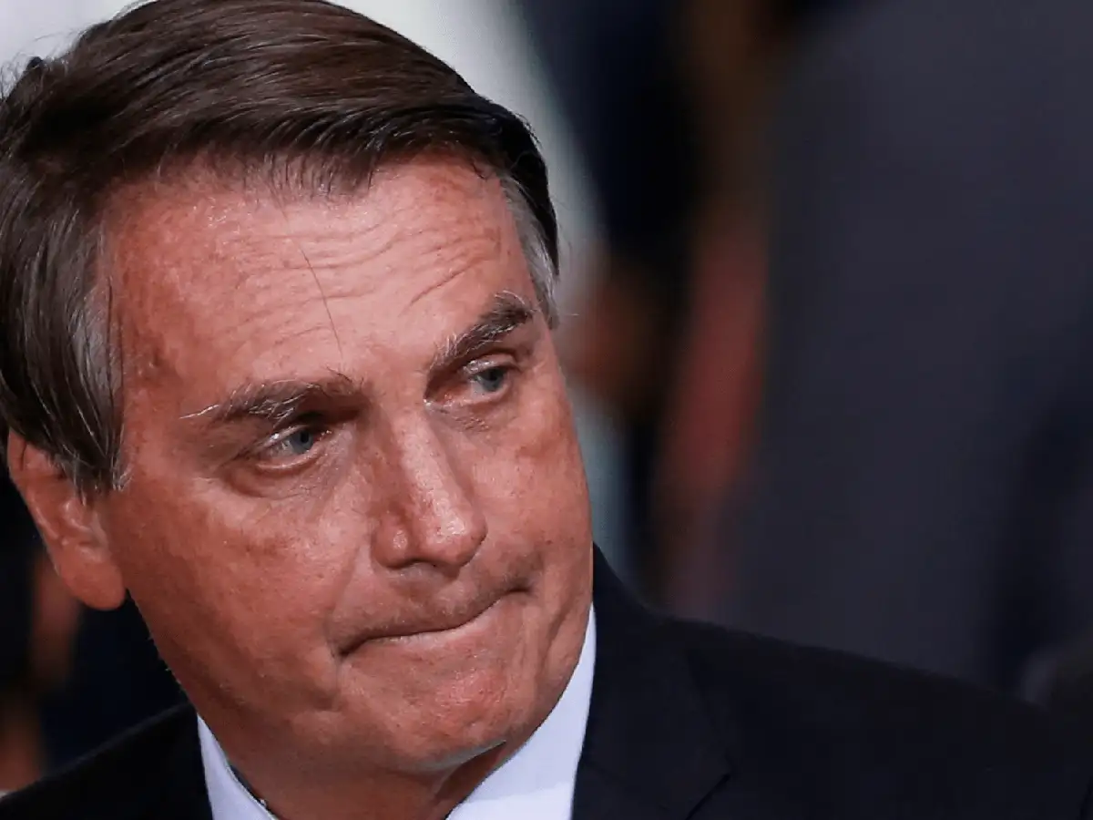 Dieron de alta a Bolsonaro tras cuatro días de internación por una oclusión intestinal