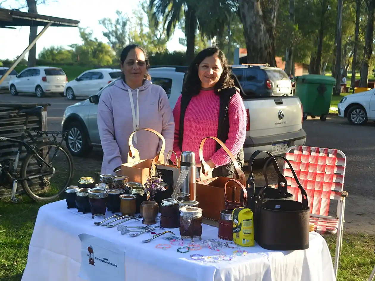 La Feria de Emprendedores Gualeguay volvió a convocar al público