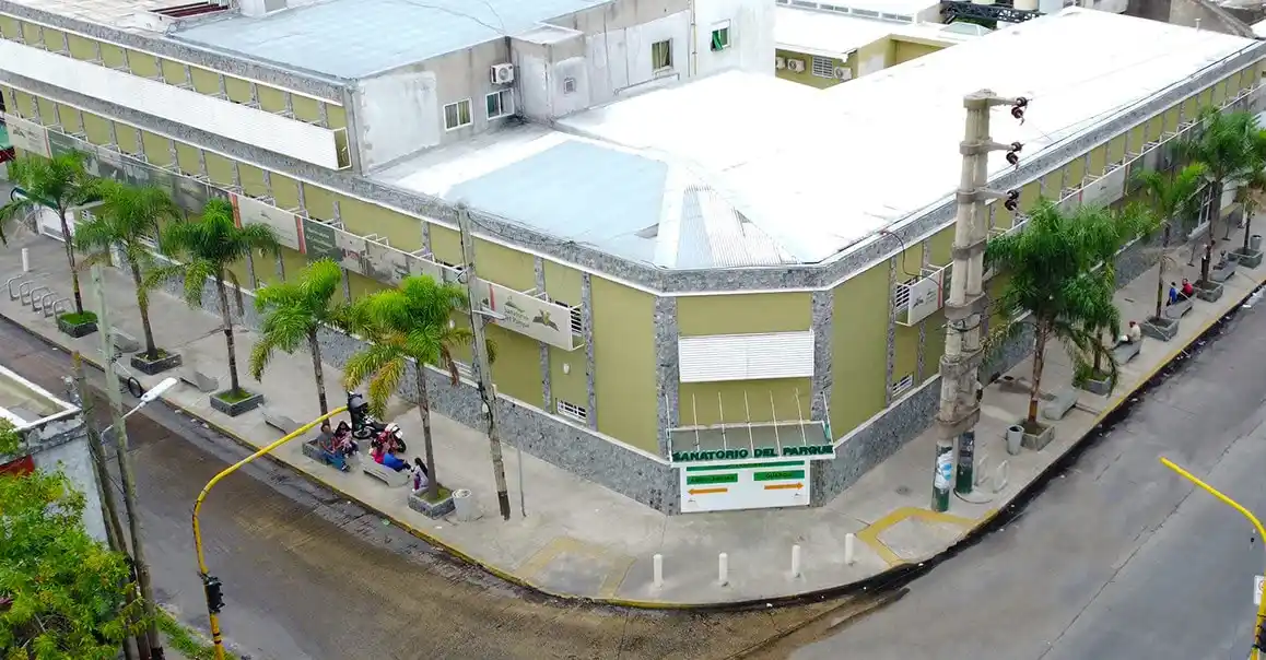 Lomas de Zamora: cerró una clínica por una deuda millonaria del PAMI y hay 150 trabajadores en riesgo