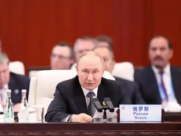 Putin elogió la política de exención de visados de China para los titulares de pasaportes comunes de Rusia