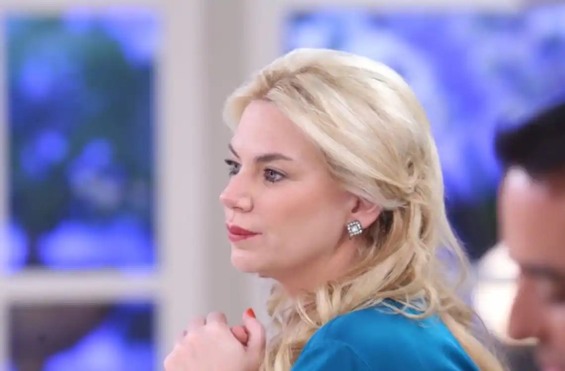 Esmeralda Mitre está internada y puede quedar afuera del Bailando