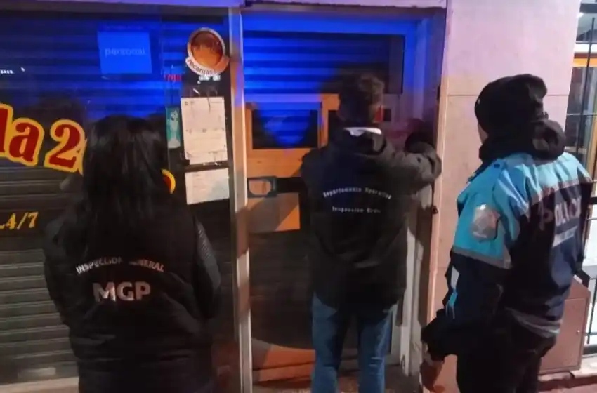 Clausuraron un local por venta de alcohol fuera del horario permitido