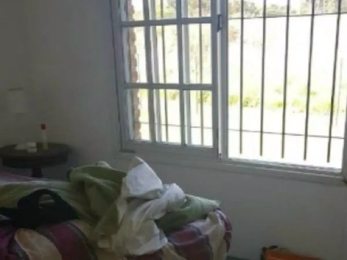 Una mamá obligó a su beba de 1 año y 7 meses a robar