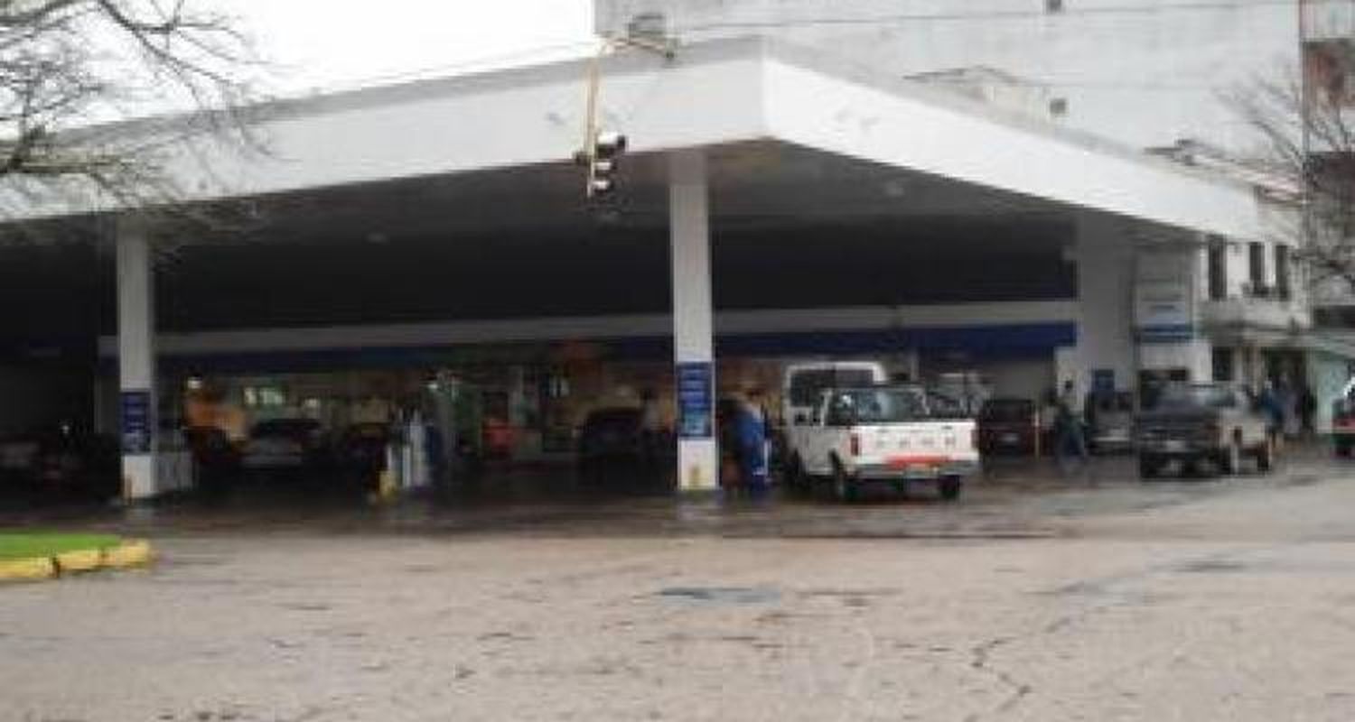 Suman otro video a la investigación  por el robo a la estación de servicio