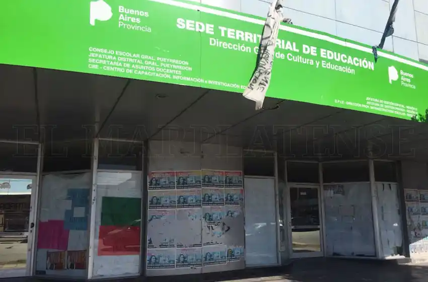 Consejo Escolar: presentaron plan de obras pero seguirá la toma
