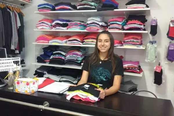 Más de 50 jóvenes comenzaron sus experiencias laborales