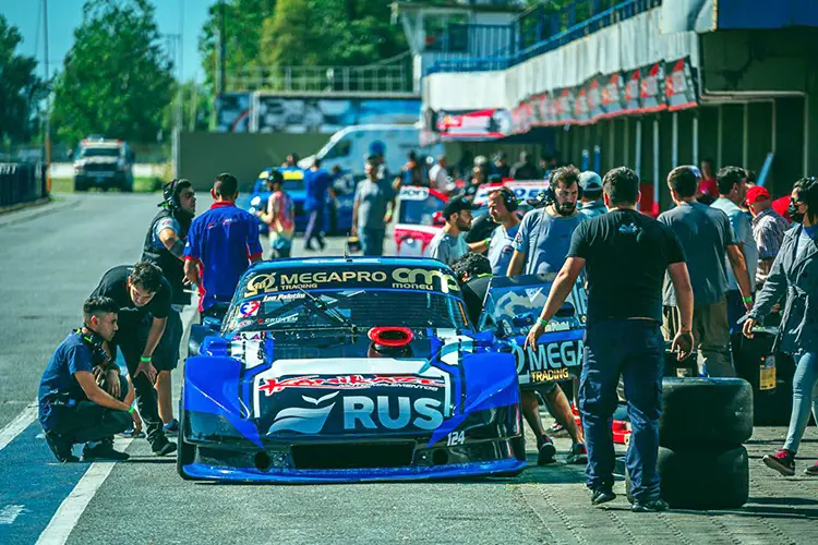 Primera victoria parcial de Leonardo Palotini en la cuarta fecha del TC Pista Mouras, en La Plata