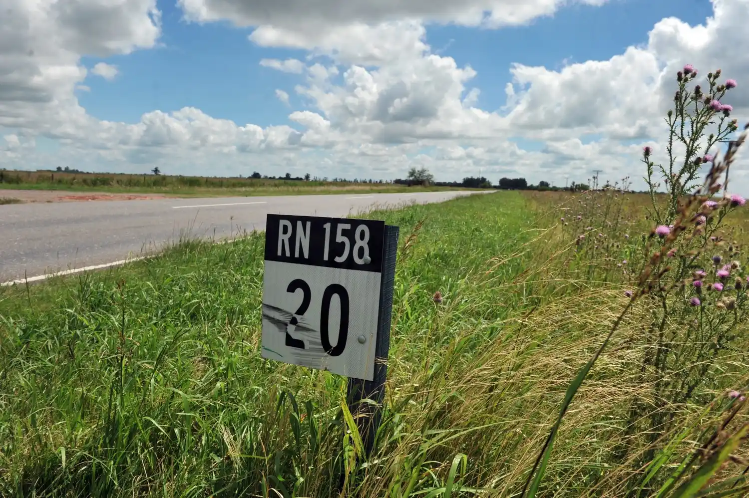 La deteriorada ruta nacional 158.