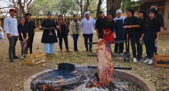 Escuelas técnicas especializadas en gastronomía realizan visitas didácticas