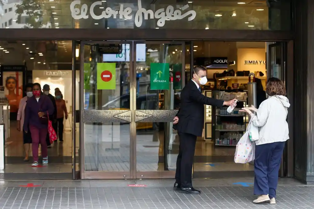 Europa entra hoy en la reapertura de fronteras, comercios y escuelas