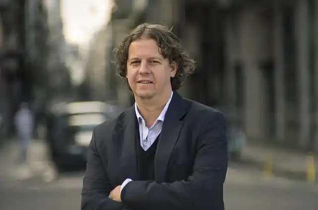 Christian Castillo, precandidato a gobernador por el PTS-FIT Unidad, visitará Tandil