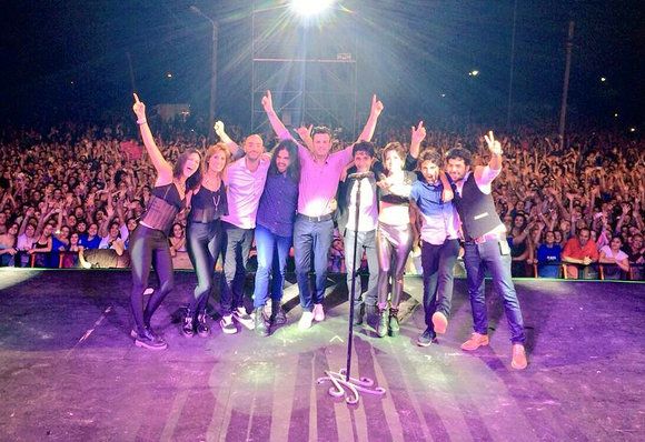 Axel brilló ante una multitud en el 158° aniversario de San Martín