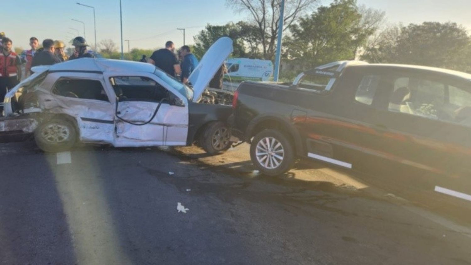 Maniobra temeraria provocó un accidente en la ruta 18: cuatro heridos, uno fue trasladado en helicóptero al Heca