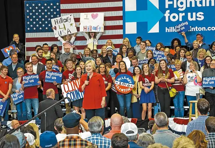 La jugada a dos bandas de Hillary para llegar a la presidencia