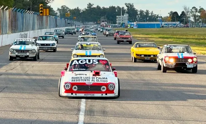José Luis Franco y Elvio Varela - Integrantes de la Agrupación Toritos de Rafaela	encuentro toritos rafaela - 5