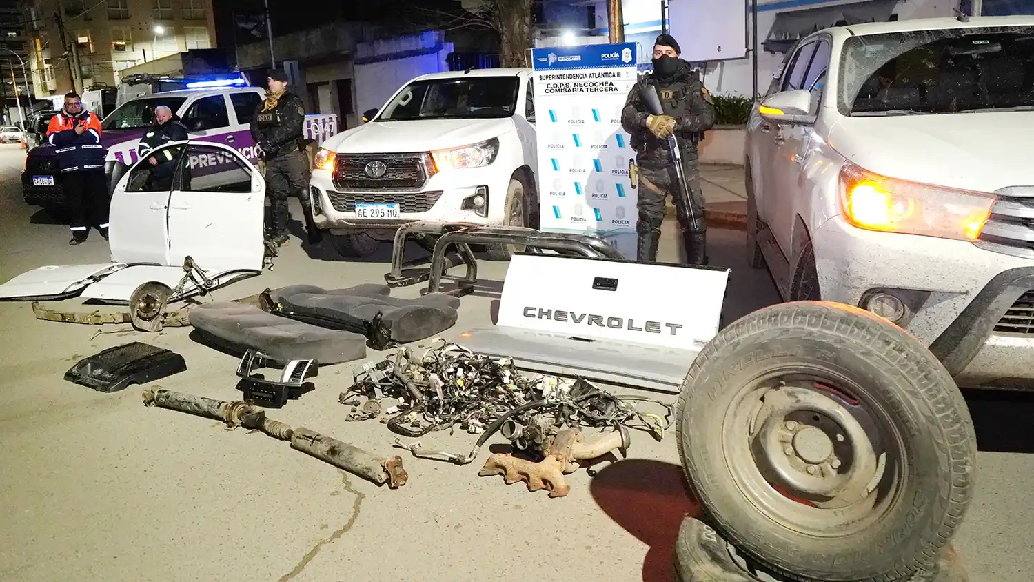 Frente a la Comisaría Tercera, se hizo un relevamiento de lo incautado