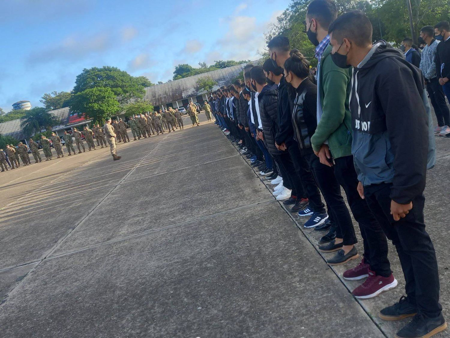 Ceremonia realizada en instalaciones del RIMte 29 para despedir a los nuevos soldados voluntarios que prestarán servicio en diferentes puntos del país.