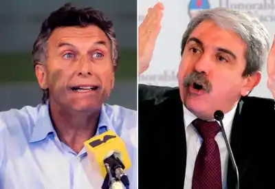 Cruce entre Aníbal Fernández y Macri en Twitter