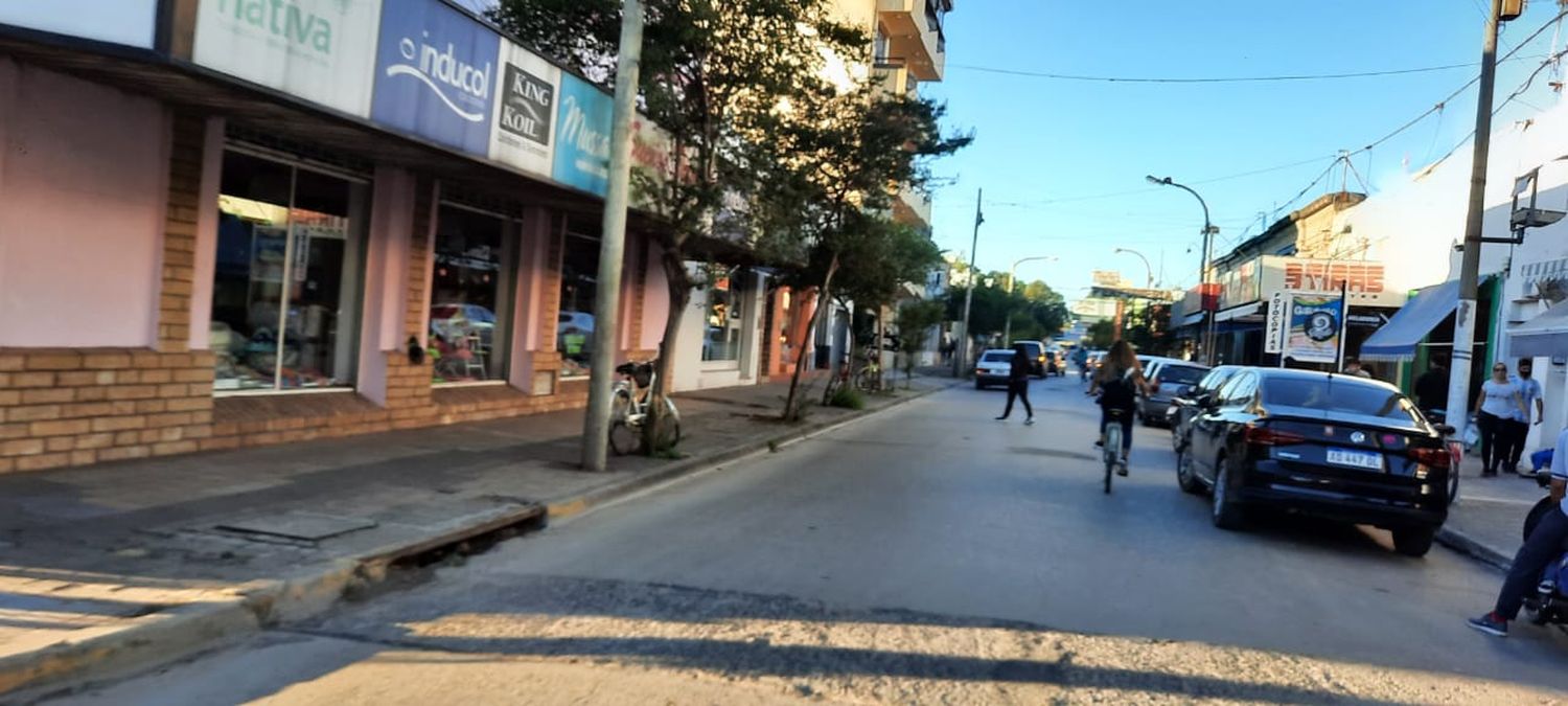 Investigan si el robo de $ 1 millón en pleno centro fue cometido por familiares de la víctima: devolvieron parte del botín