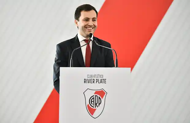 Eduardo "Chacho" Coudet fue confirmado oficialmente como nuevo director técnico de River Plate en reemplazo de Marcelo Gallardo.