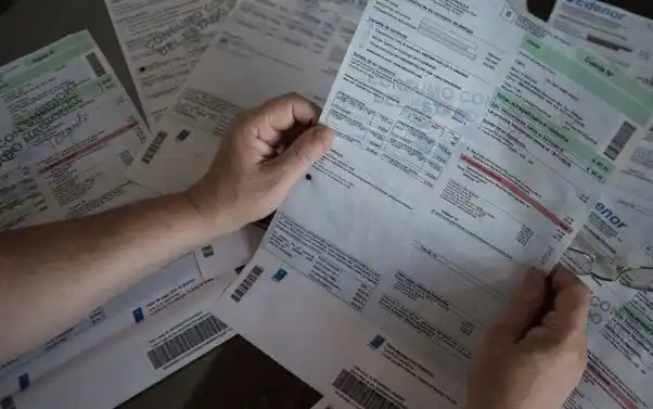 "Acuciante" situación en escuela entrerriana: le vinieron $68.000 de luz