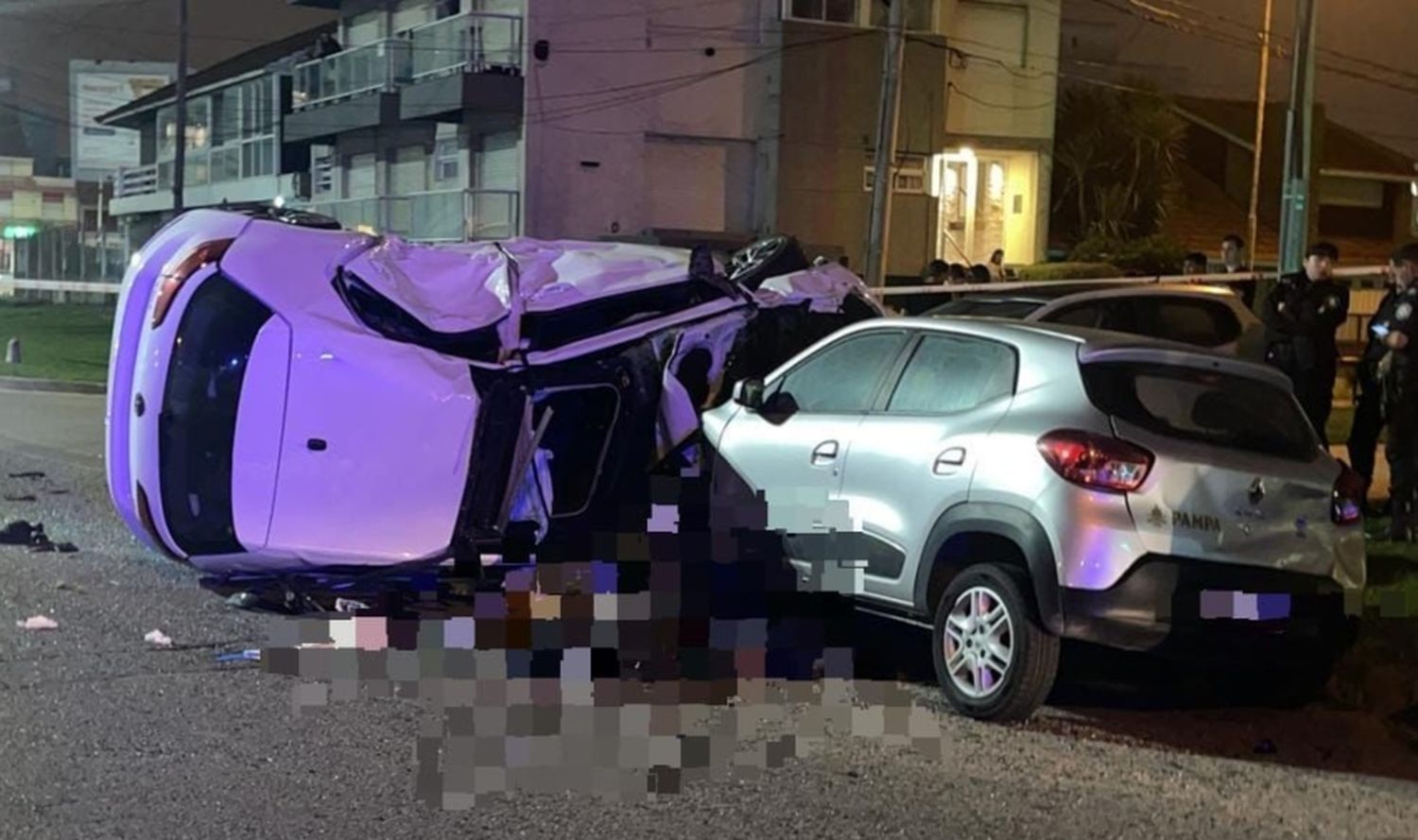 Borracho y con un auto a alta velocidad mató a dos personas que iban en una moto